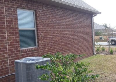 Pensacola Gutters - Clay Seamless Gutters Pace, FL