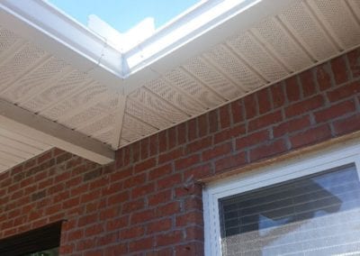 Pensacola Gutters - Seamless Gutters