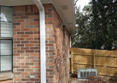 Pensacola Gutters - Seamless Gutters