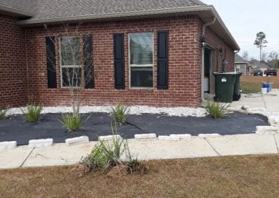 Pensacola Gutters - Clay Seamless Gutters Pace, FL